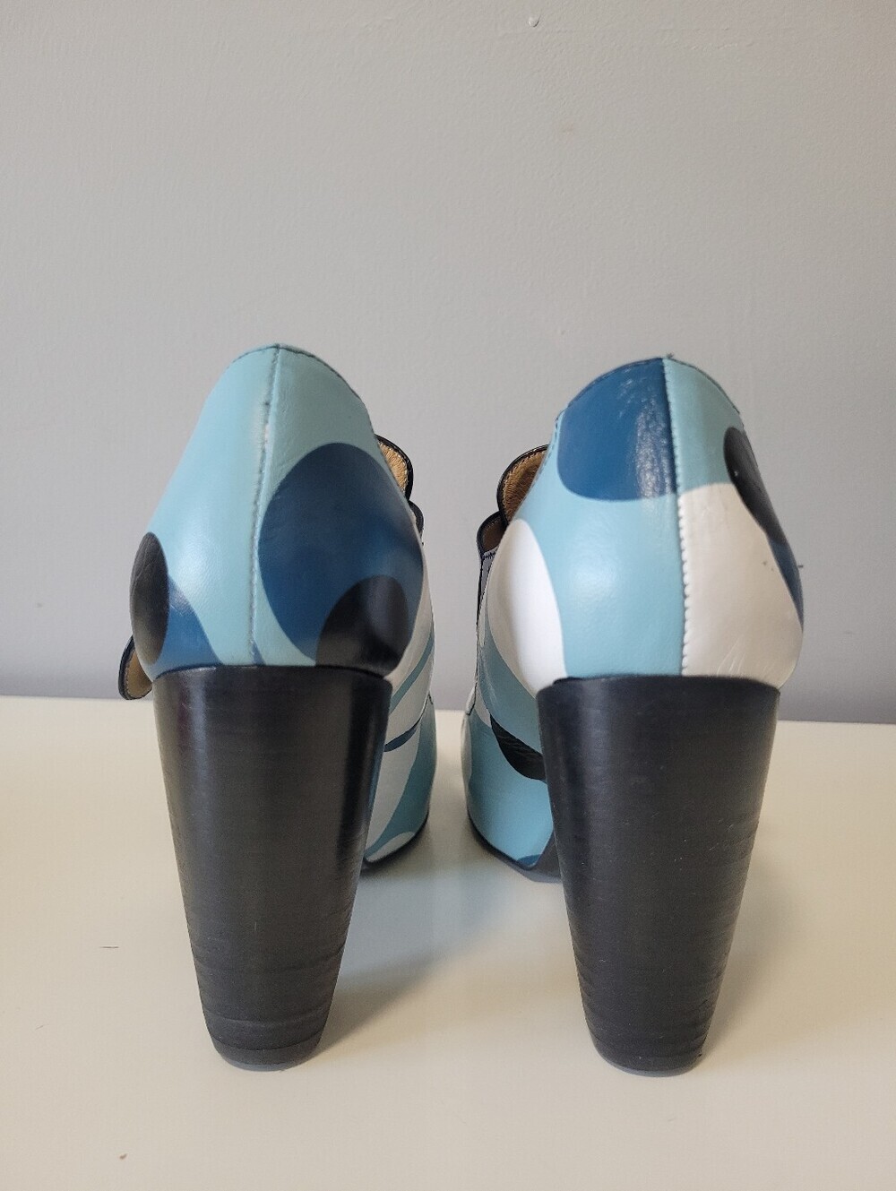 Fluevog Views Arbus Leather T-Strap Heels, Size 8 - Picture 10 of 12